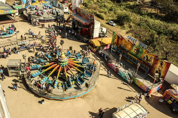 Die pretpark sorg vir ure se pret vir oud en jonk.