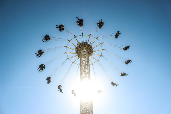 Die meer waaghalsiges kan kies en keur tussen ’n mengelmoes van wilde ritte.