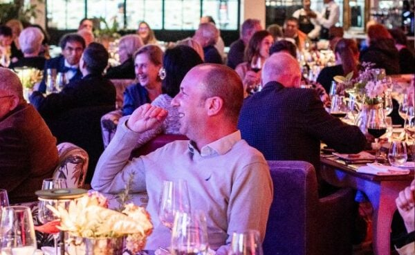 Deel en wees deel: Toyota Stellenbosch Woordfeesprogrambekendstellingsfunksie...